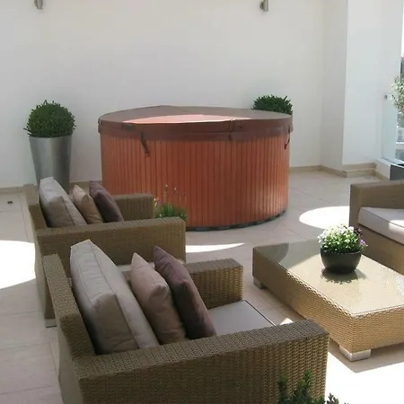 Appartamento 3b Pool Penthouse Private Hot Tub Center *